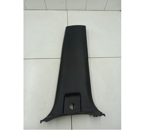 Обшивка центральной стойки правая нижняя