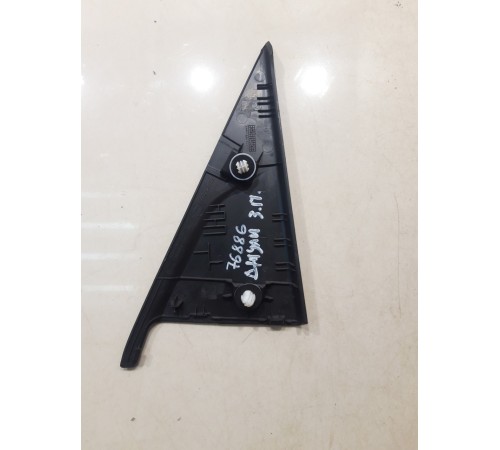 Накладка двери(угол) задняя правая