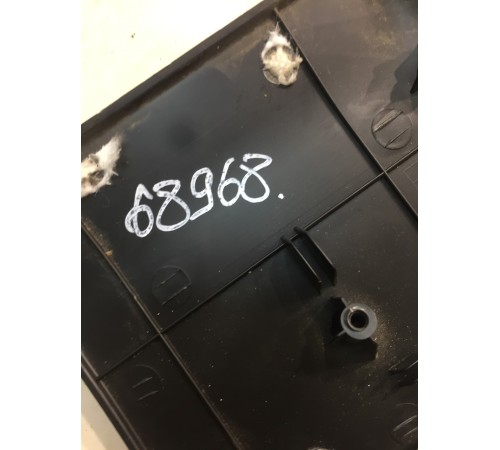 Накладка торпеды (правая)