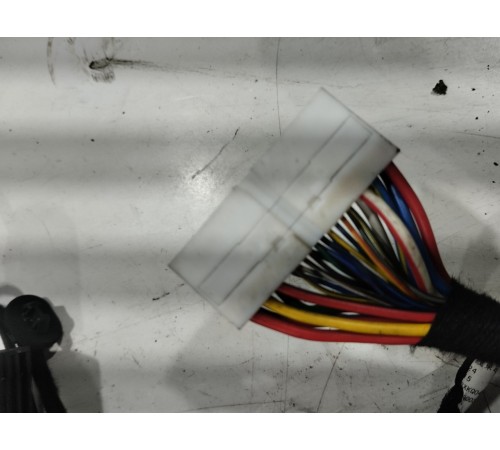 Электропроводка двери передняя левая