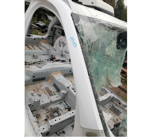 Стойка лобового стекла правая