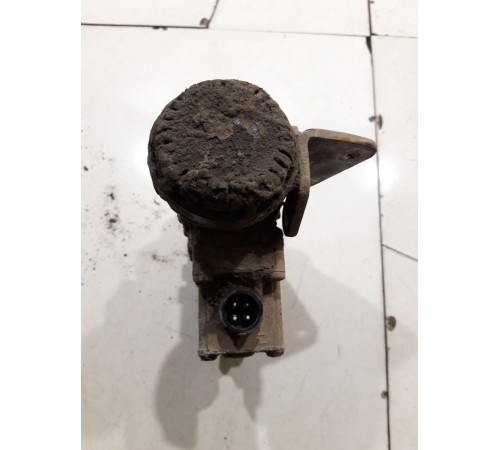 Кран уровня пола главный