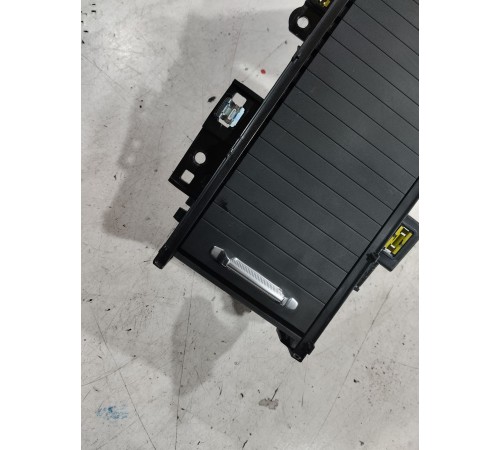 Накладка центральной консоли с подстаканниками