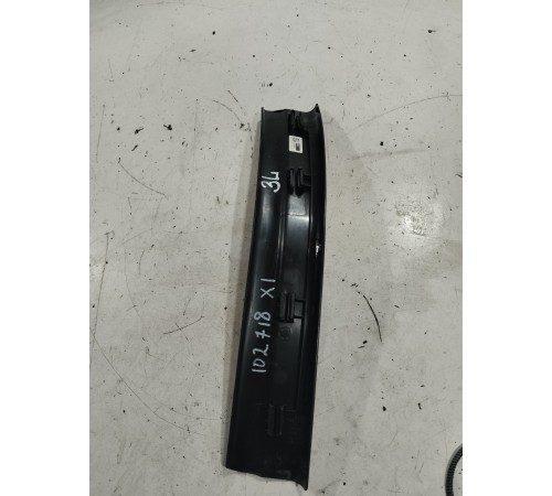 Накладка порога (задняя левая)