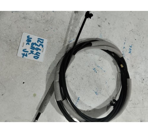 Трос открывания лючка бензобака