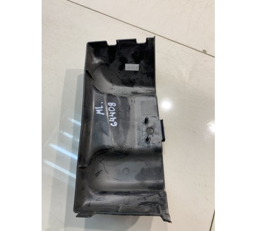 Крышка блока предохранителей