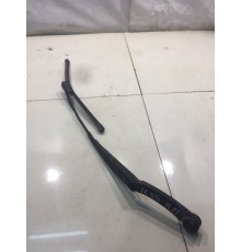 Стеклоочиститель (передний, левый)