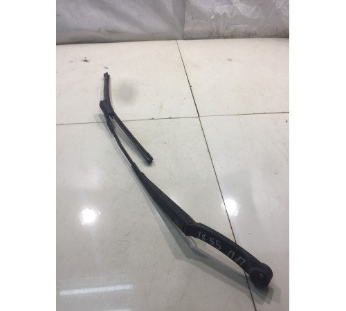 Стеклоочиститель (передний, левый)