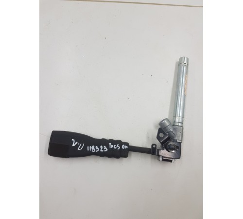 Преднатежитель ремня безопасности передний левый