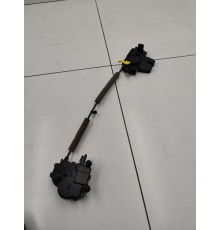 Замок крышки багажника