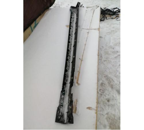 Накладка порога правая