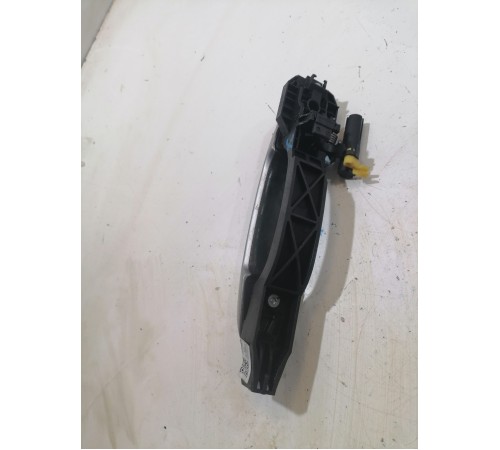 	Ручка двери задняя левая наружная