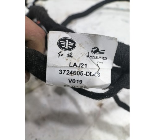 Электропроводка двери передняя левая