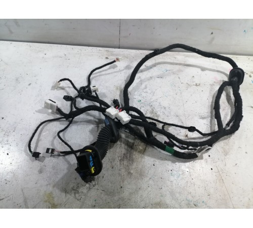 Электропроводка двери передняя левая