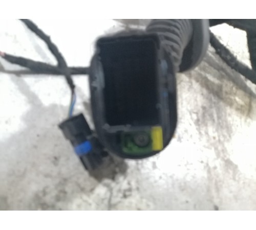 Электропроводка двери передняя левая