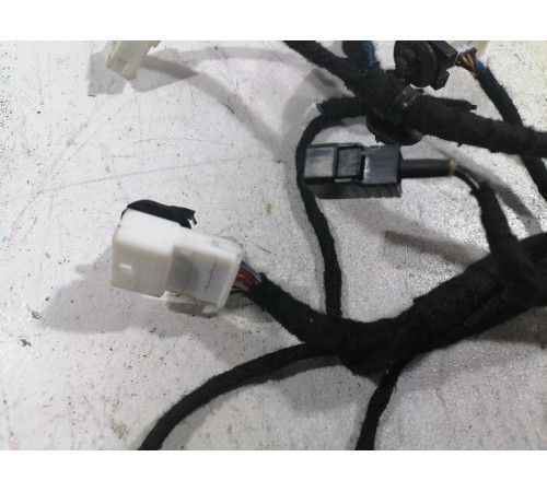 Электропроводка двери передняя левая