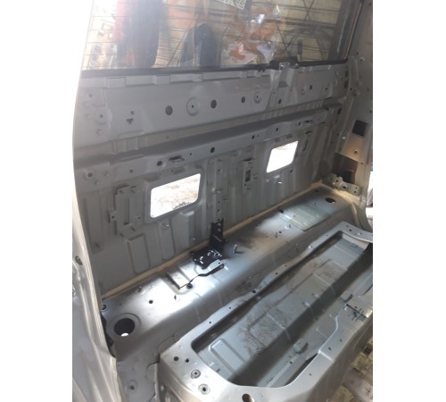 Задняя часть (панель) кабины