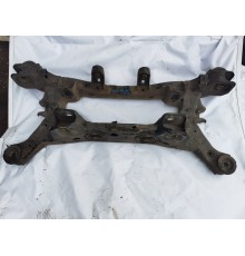 Балка подвески (подрамник) задняя