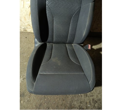 Сиденье переднее правое