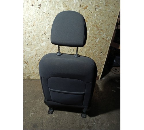 Сиденье переднее правое