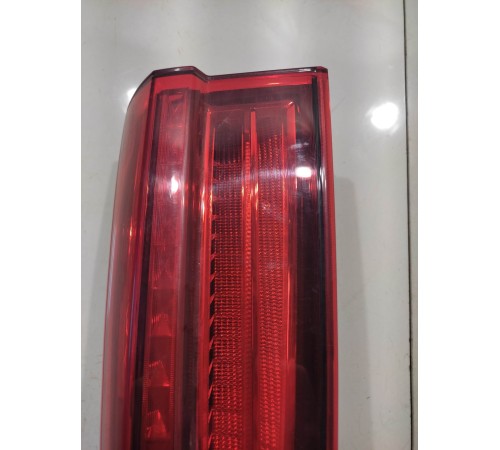 Фонарь крышки багажника (правый)