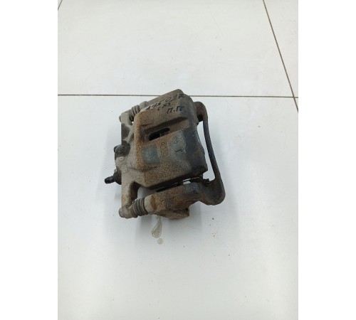 Суппорт передний правый