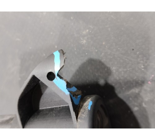 Клемма аккумулятора