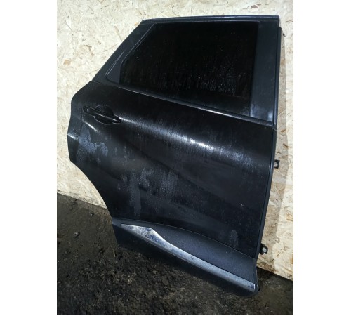 Дверь задняя правая