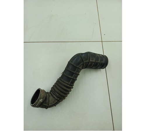 Патрубок воздушного фильтра