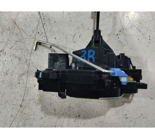 Замок двери задний правый