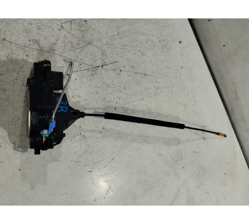 Замок двери задний правый