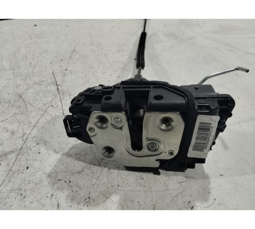 Замок двери задний правый