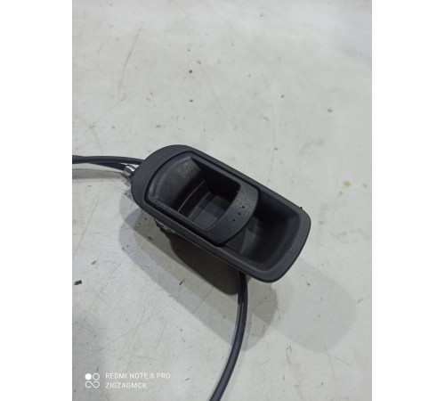 Механизм откидывания задней правой спинки сиденья