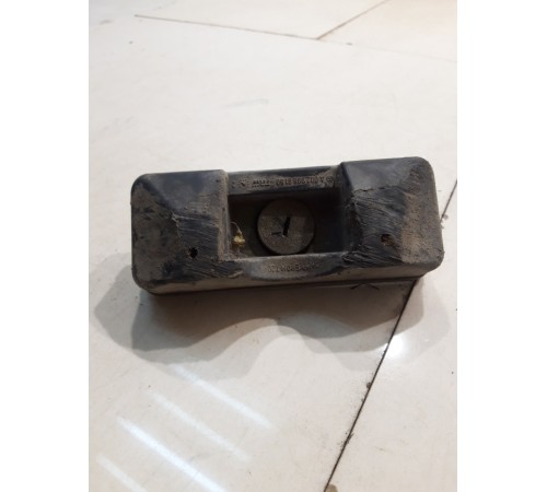 Подушка поддомкратная (задняя правая)