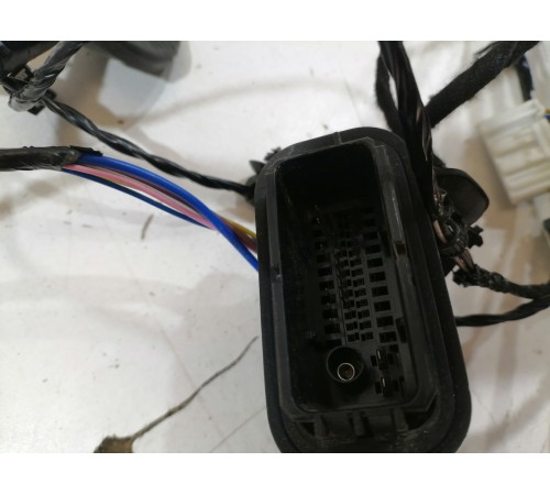 Электропроводка двери передняя правая