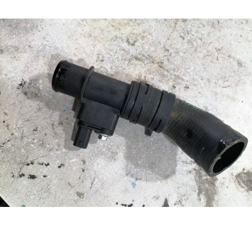 Патрубок радиатора верхний