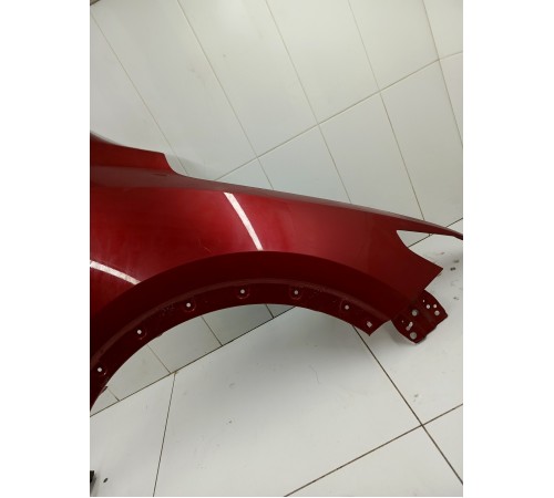 Крыло переднее правое