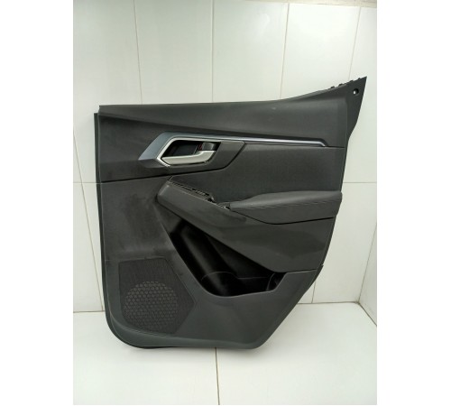 Обшивка двери задняя правая