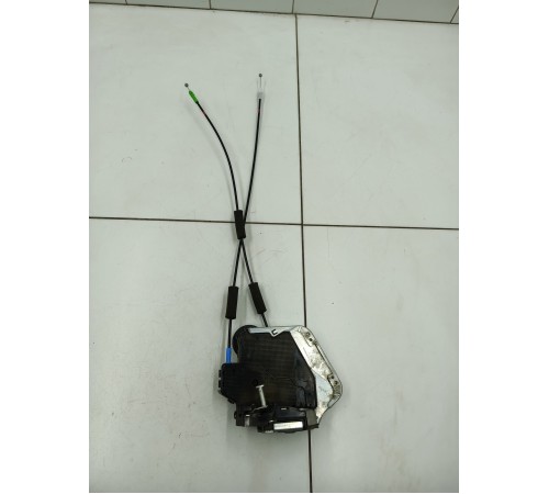 Замок двери задний левый