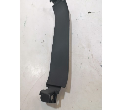 Обшивка крышки багажника левая