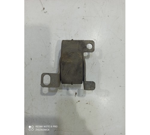 Кронштейн глушителя