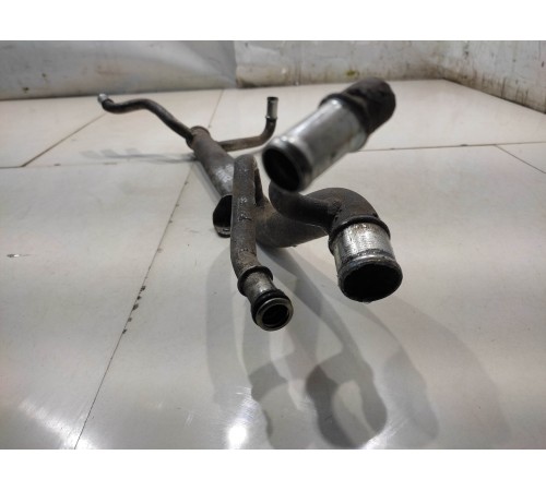 Трубка системы охлаждения