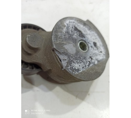 Ролик натяжителя