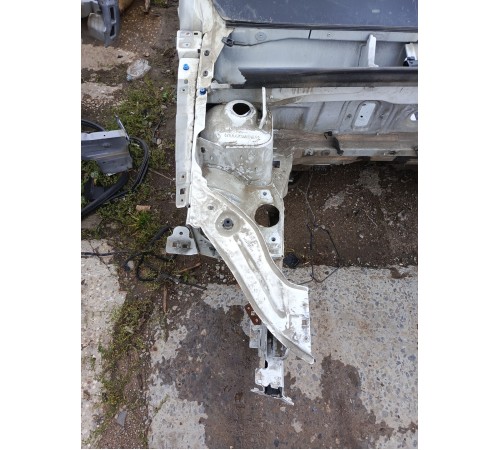 Лонжерон (четверть) передний правый