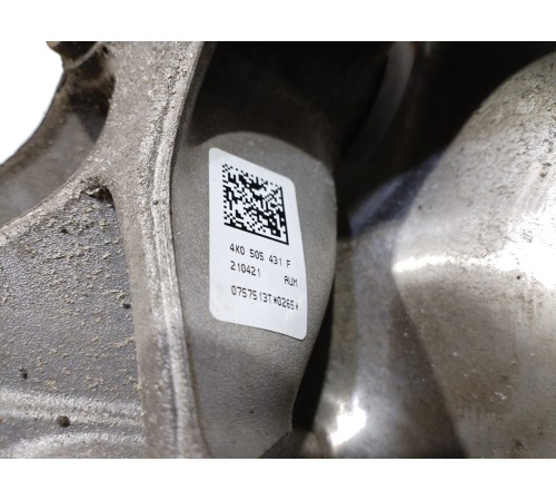 Кулак поворотный(задний левый)