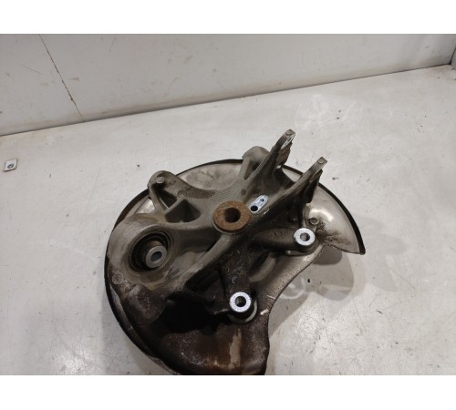 Кулак поворотный(задний левый)