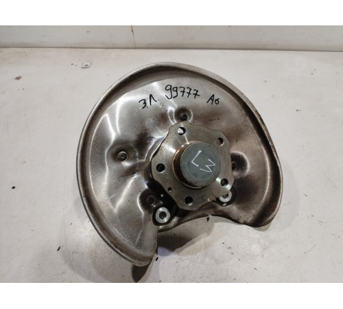 Кулак поворотный(задний левый)