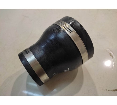 Патрубок системы охлаждения