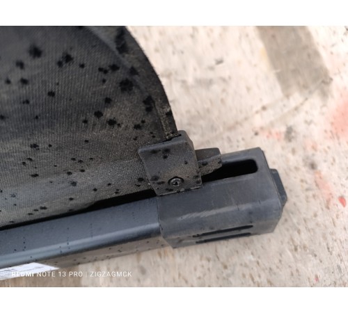 Шторка багажника