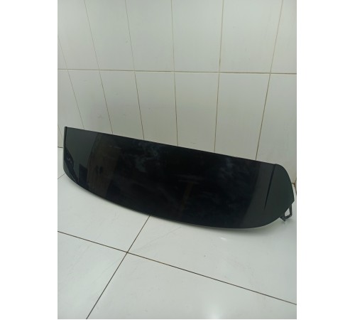 Спойлер крышки двери багажника